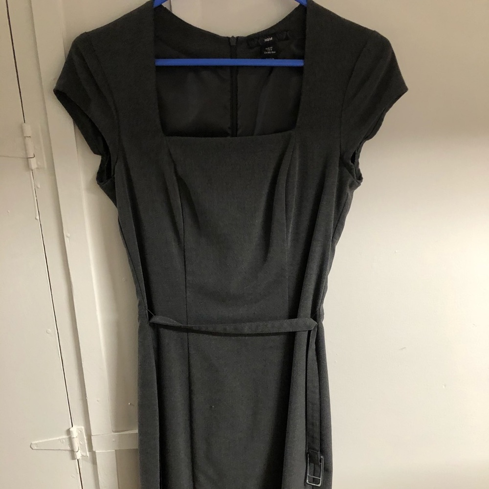 H&M Grey Professional Fitted Dress Texture - Picture 3 of 4
